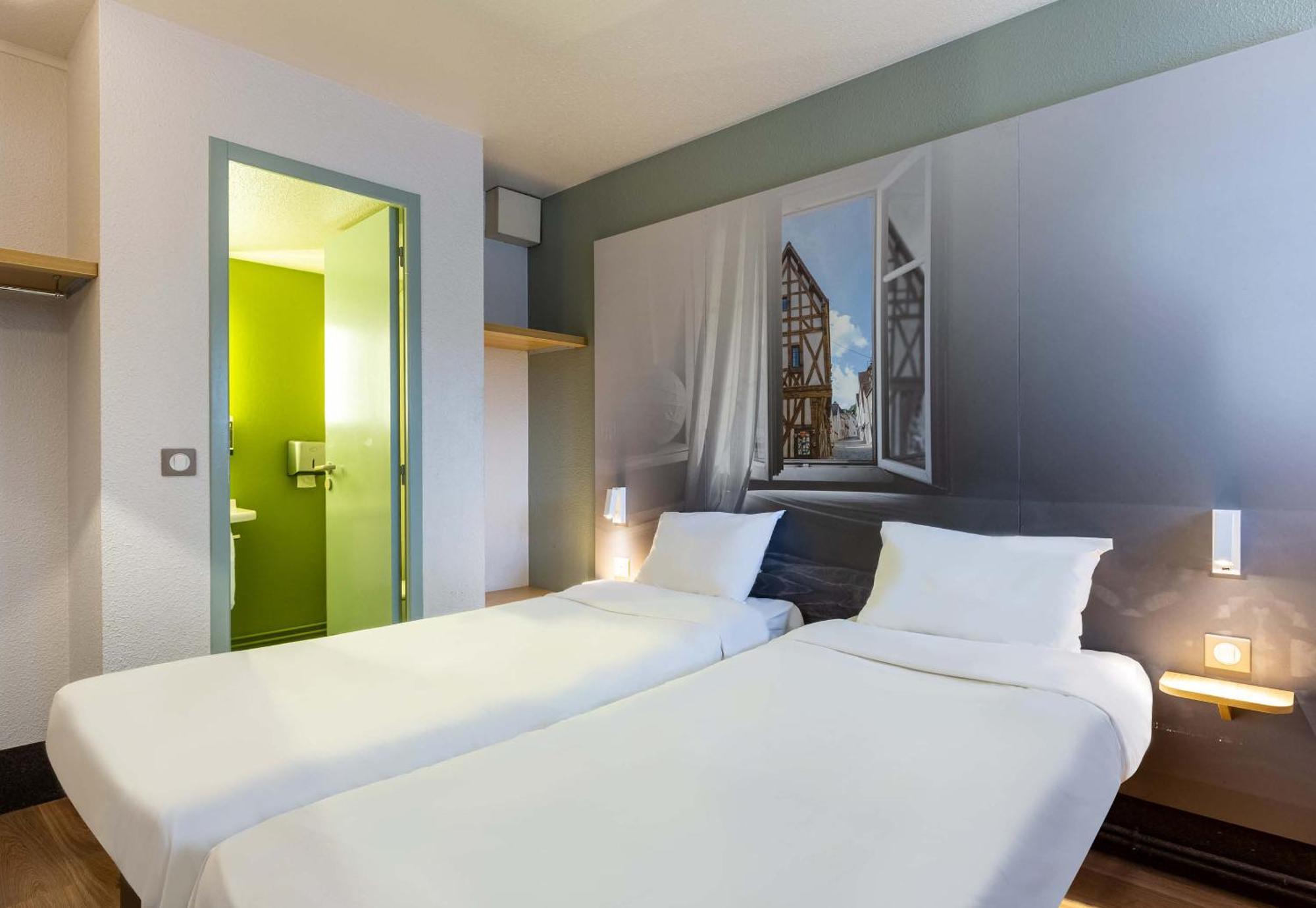 B&B Hotel Chartres Le Forum Le Coudray Kültér fotó